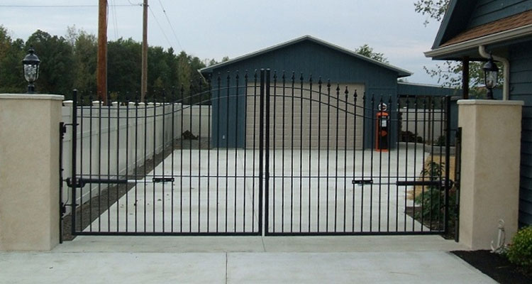 Sliding Driveway Gate Installation El Segundo